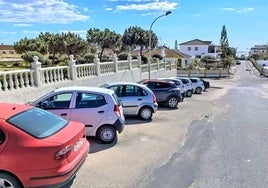 El pleno de Almonte vuelve a votar la zona azul de Matalascañas y los propietarios avisan: «La vamos a denunciar»