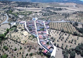 Sólo tiene cuatro calles y 60 habitantes: así es el pequeño y desconocido pueblo de Huelva donde puedes disfrutar del silencio y la calma más absoluta