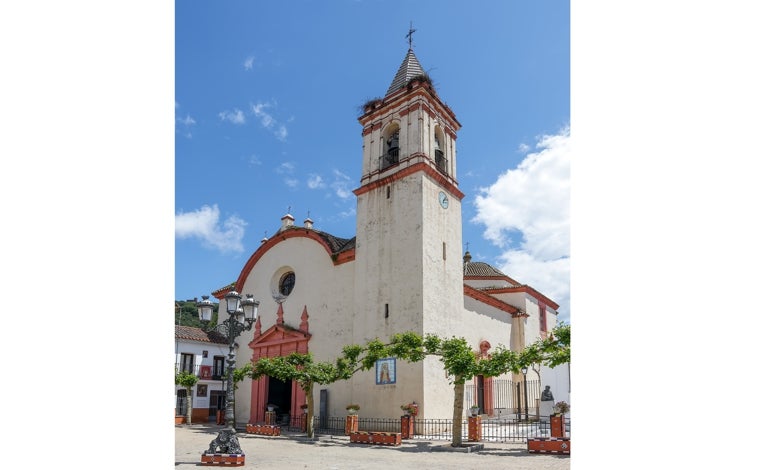 Imagen principal - Higuera de la Sierra: Iglesia parroquial San Sebastián Mártir y santuario de la Virgen del Prado