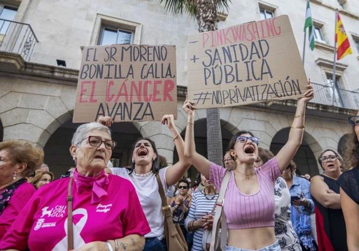 Protesta por los fallos en el programa de cribado de cáncer de mama