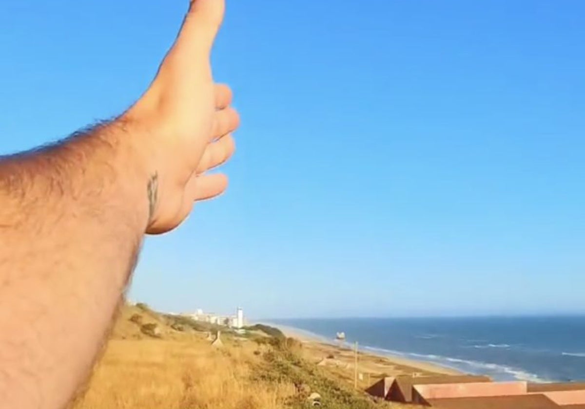 Matalascañas desde los acantilados del Camping Rocío, que se está derrumbando