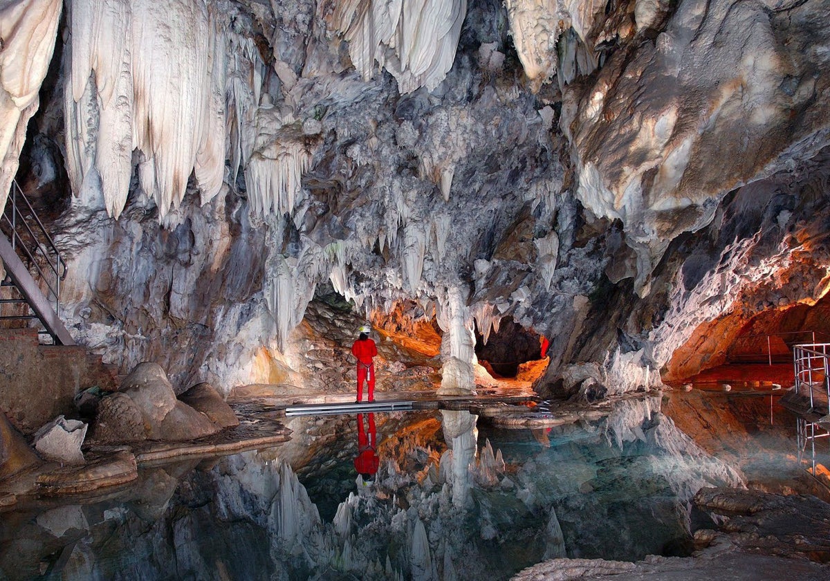 La Gruta de las Maravillas, el mayor exponente de las cavernas de la provincia de Huelva