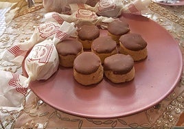 El mantecado de castaña que triunfa fuera de Huelva y que se hace en este obrador de la Sierra