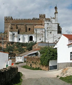 Imagen secundaria 2 - Rivera del Cala; Santa Olalla vista desde el cerro del Castillo
