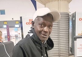 La persona que ha sido trasladada desde Bonares hasta Senegal para estar junto a su familia