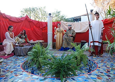 Imagen secundaria 1 - Éste es el belén viviente de escenas congeladas que podrás ver en un pueblo mágico de Huelva