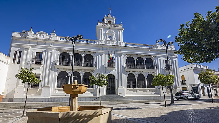 El Ayuntamiento de Rociana del Condado