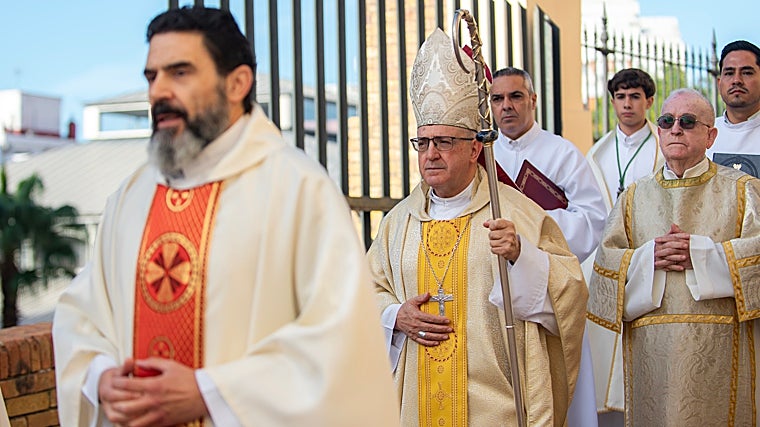 El obispo de Huelva durante la Magna Mariana