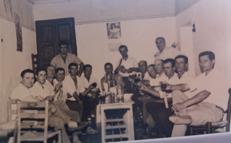 Imagen principal - Escacena, del Campo