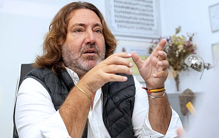 Pepe Gómez en el Instituto Galeno