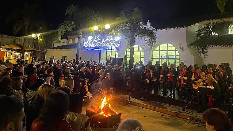 En este pueblo de Huelva habrá nevadas, zambombas y parques de atracciones para celebrar la Navidad 2025