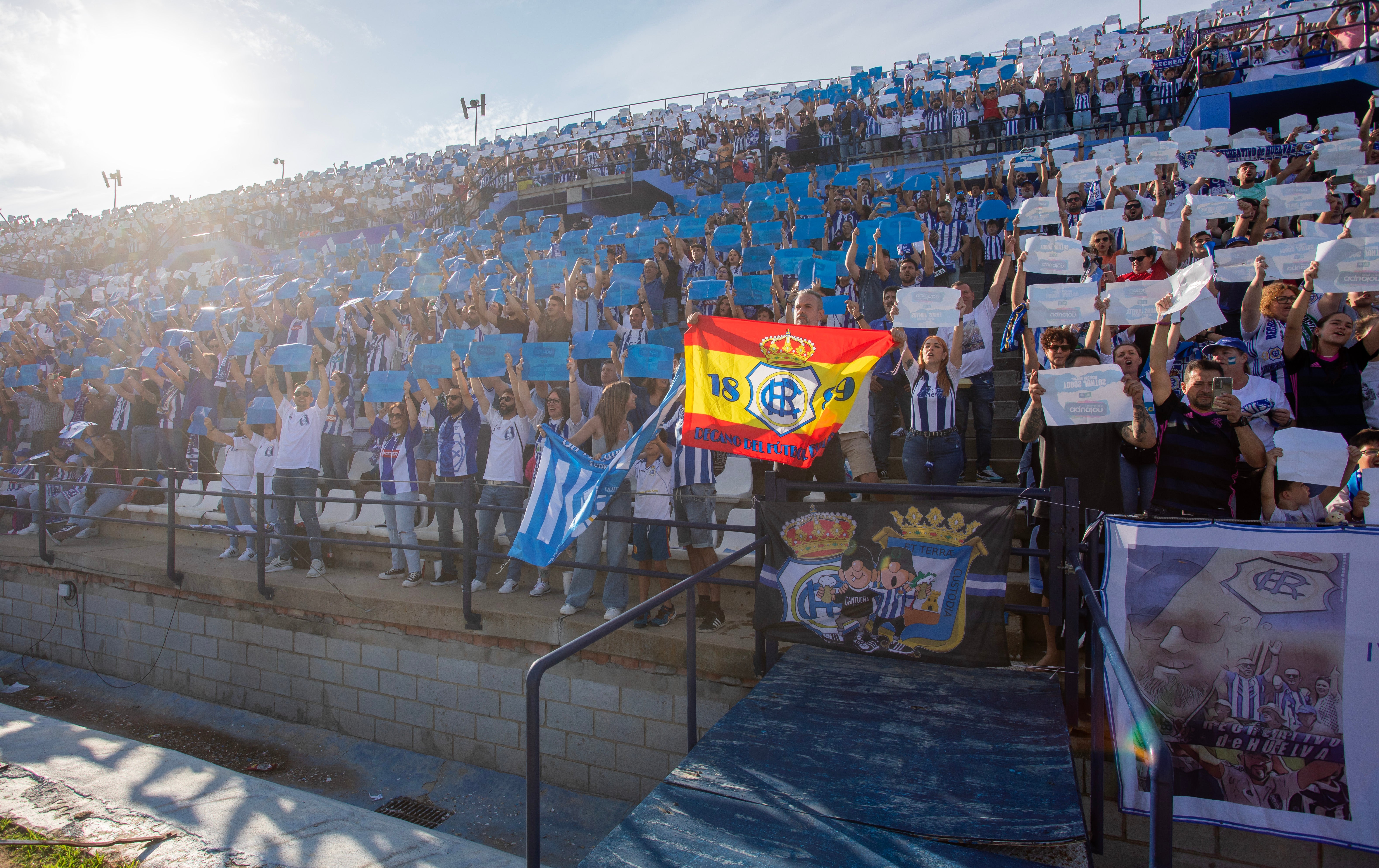 Recreativo-Cacereño: La tribu del recreativismo invoca el ascenso