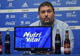 Dani Alejo y su incierto futuro: «Tengo contrato en vigor pero ahora estamos todos expectantes sobre lo que va a pasar con nosotros»