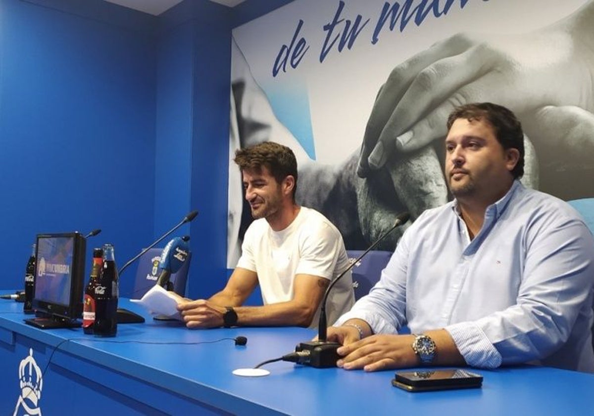 Pablo Gallardo junto a Dani Alejo el día en el que dejó el fútbol en activo