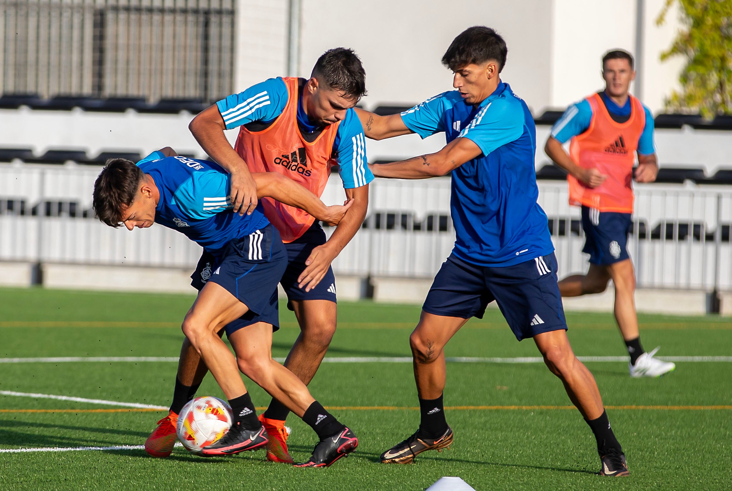 El Recreativo 2023/24 arranca a sudar en Lamiya