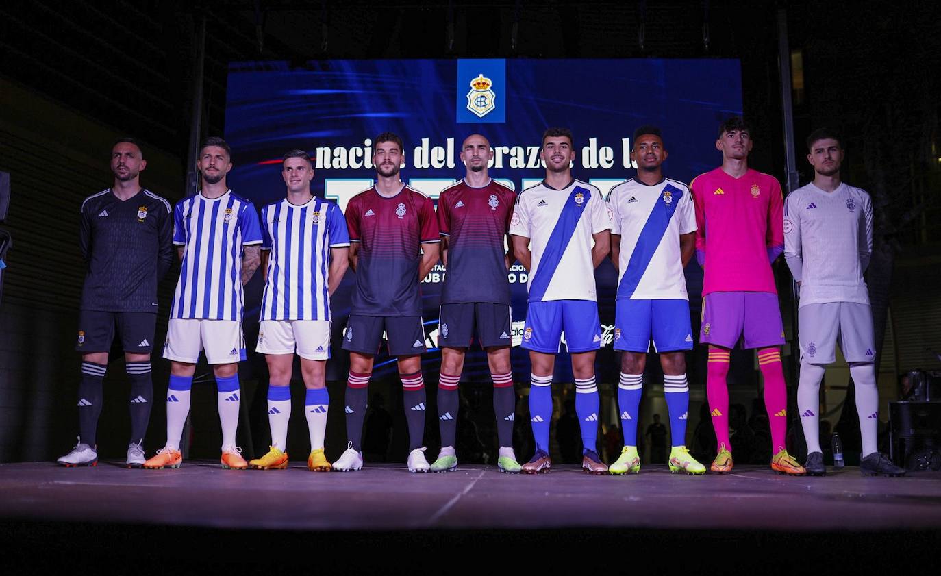 Todas las imágenes del acto de presentación de las equipaciones del Recreativo de Huelva