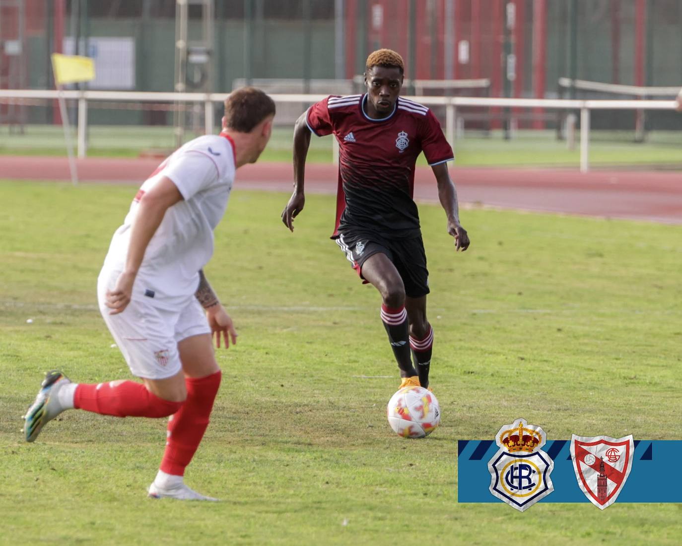 Gran ambiente en Punta Umbría para ver el Recreativo-Sevilla Atlético