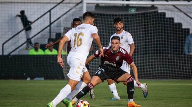 Rubén Gálvez, la roca en el muro del Recreativo en Ceuta (0-0)