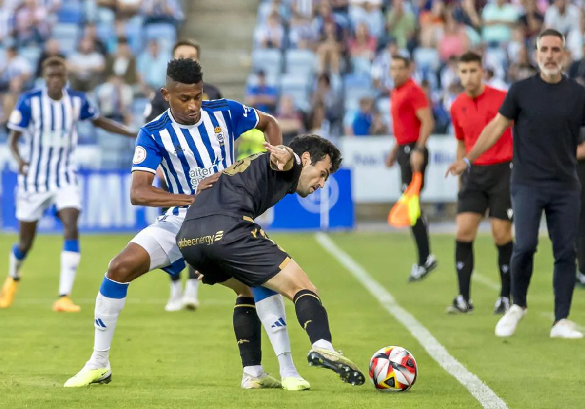 ◼ CONIL C.F. - RECREATIVO DE HUELVA - Conil Club De Futbol