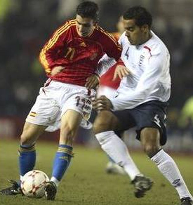 Alejandro Alfaro en un partido con España Sub 21