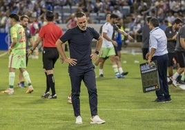 Abel Gómez: «El partido ha quedado deslucido por el arbitraje y nos vamos muy jodidos»