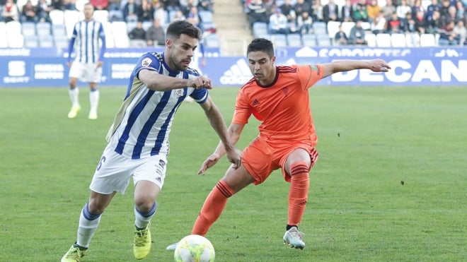 Miguel Cera en el derbi Recreativo-Córdoba de la campaña 2020/21