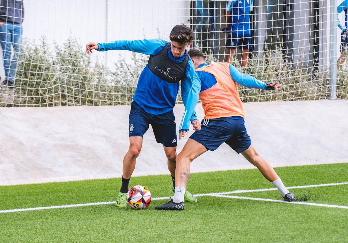 Entrenamiento del Decano preparativo para la visita al Atlético de Madrid B