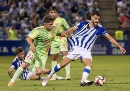 La meta de Luis Alcalde: «Mi sueño es pisar el fútbol profesional y con el Recre sería increíble»