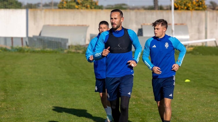 Alejandro Gálvez, baja del Recreativo para visitar el sábado al Alcoyano