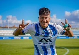 Así es Miguelete, el prometedor mediapunta jerezano Sub 23 que ha fichado por el Recreativo
