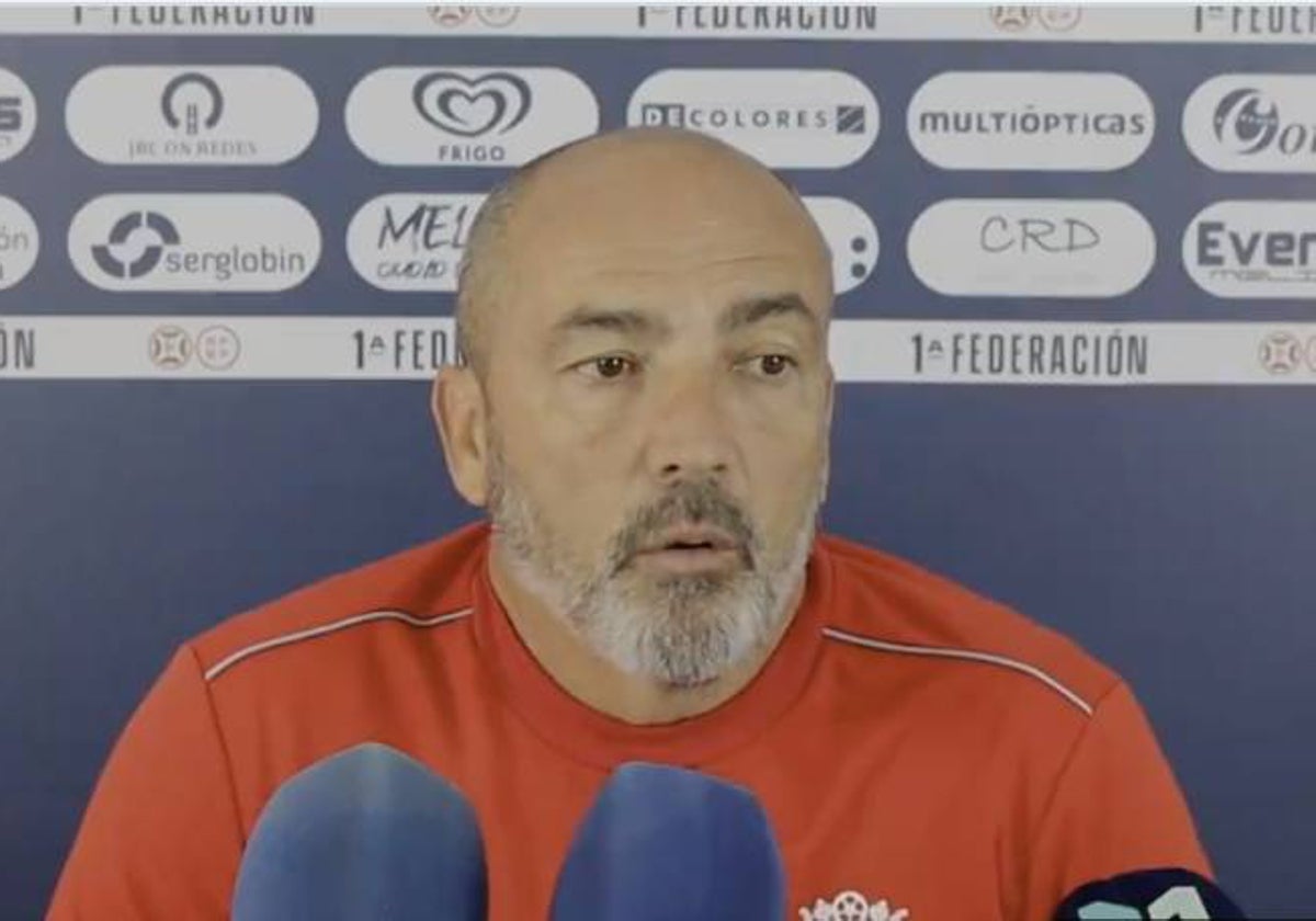 Juan Sabas, en rueda de prensa