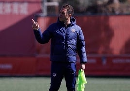 Tevenet, que lleva siete temporadas dirigiendo a equipos filiales, dice que el Recreativo «está haciendo buenos partidos en casa»