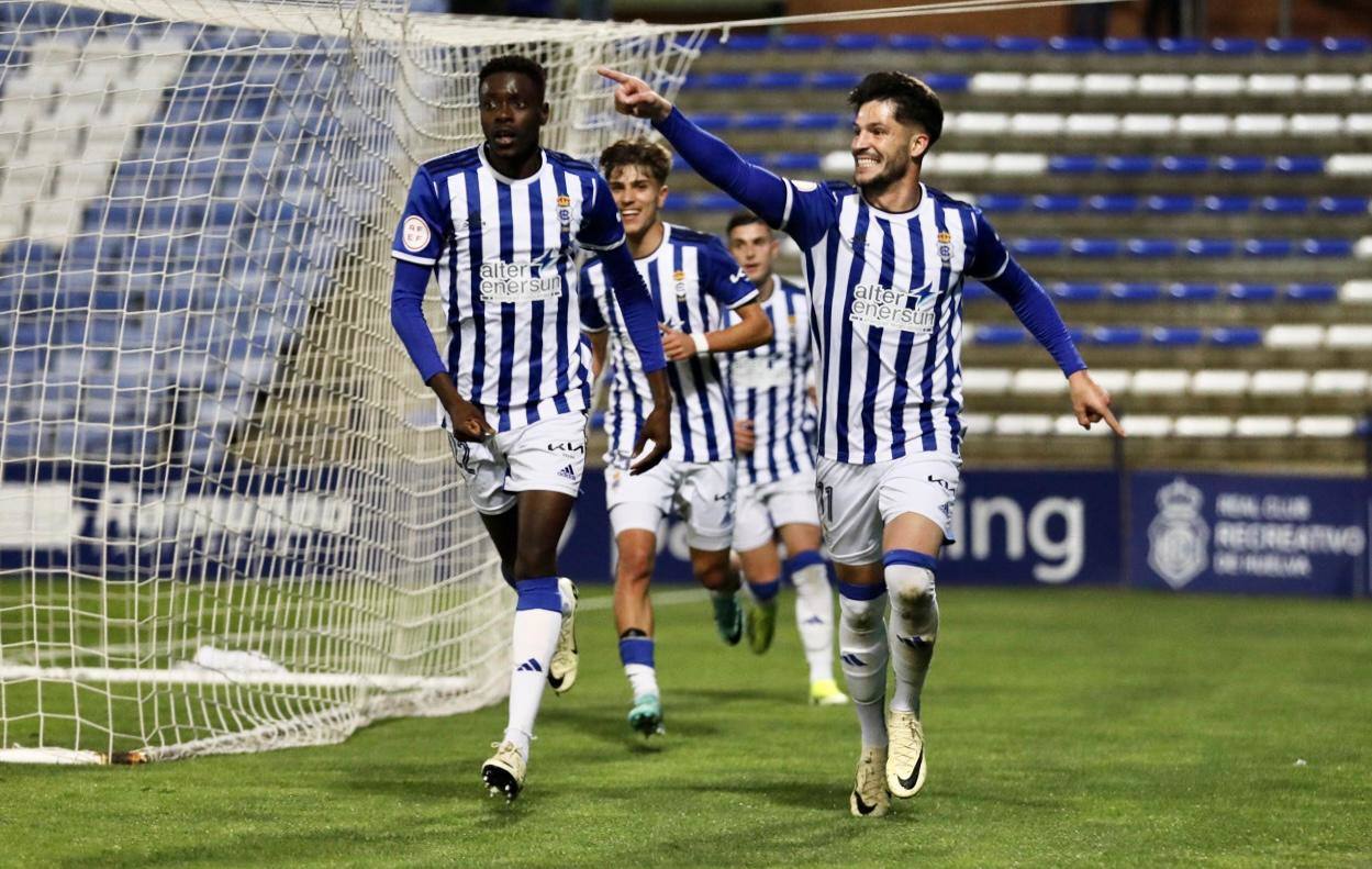 Las mejores imágenes del Recreativo de Huelva - Atlético de Madrid B