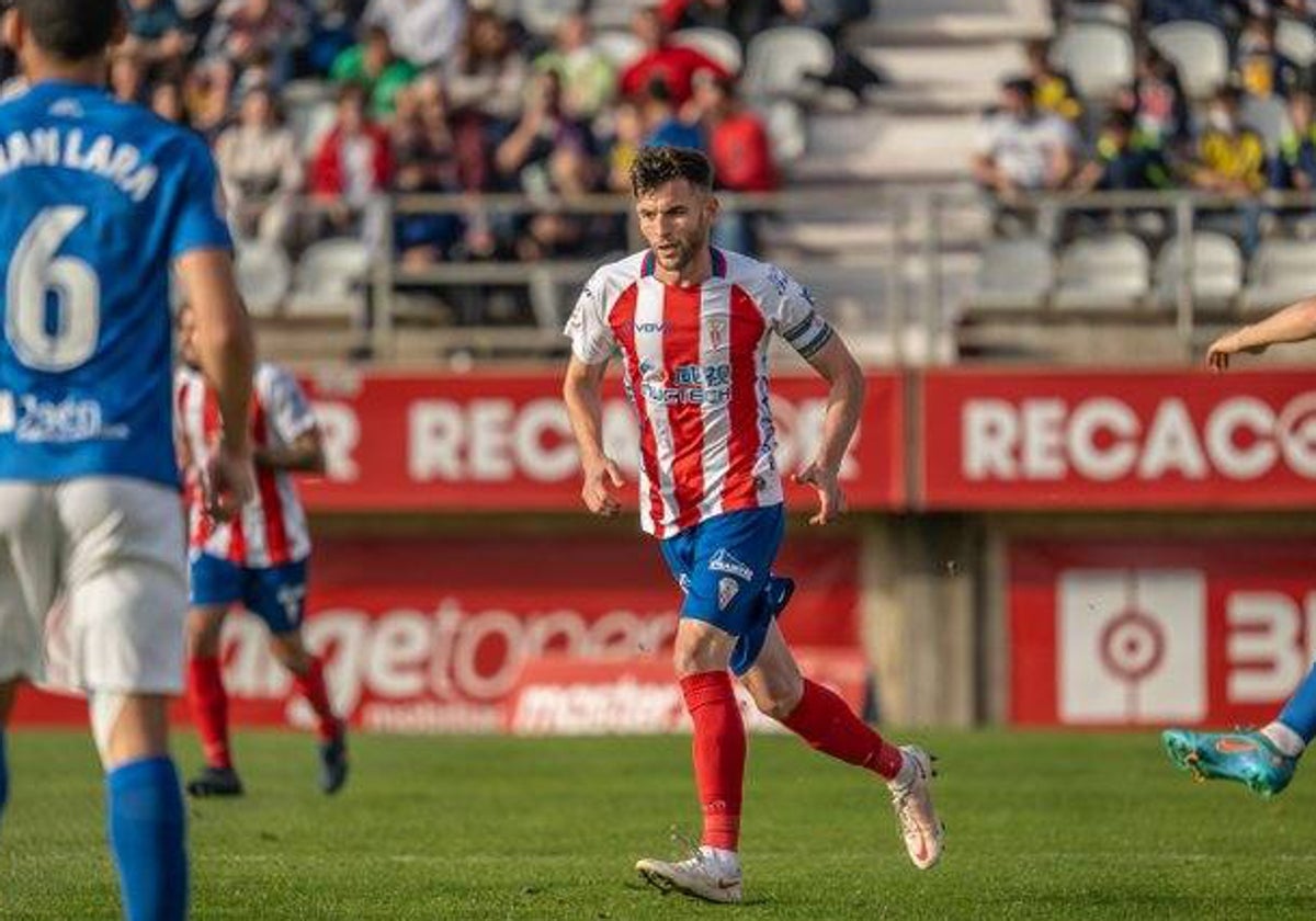 Iván Turrillo, el capitán del Algeciras, durante un partido de liga