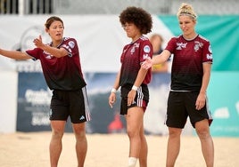 El Recreativo de Huelva de fútbol playa femenino sube al podio de la Eurowinners Cup y el masculino se queda a un paso