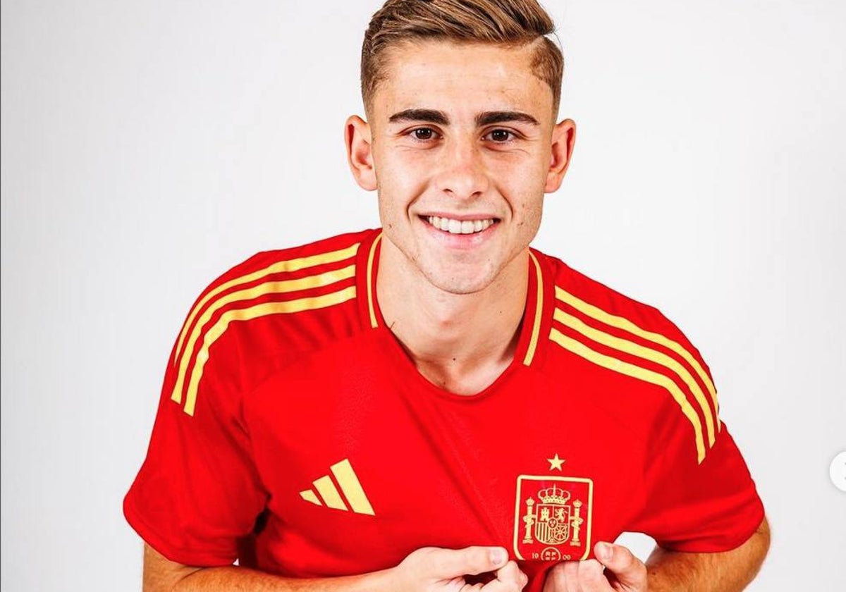 Fermín López, con la camiseta de España