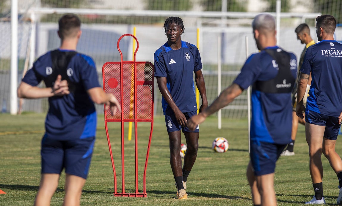 El primer día de la pretemporada del Recreativo de Huelva 2024-25, en imágenes
