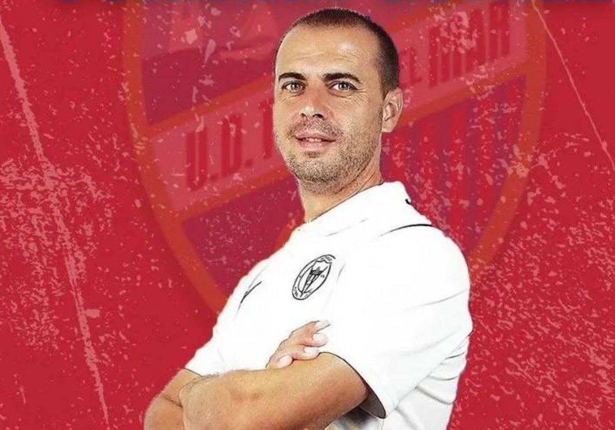 Juanma Gómez es actualmente entrenador del Torre del Mar malagueño de Tercera RFEF