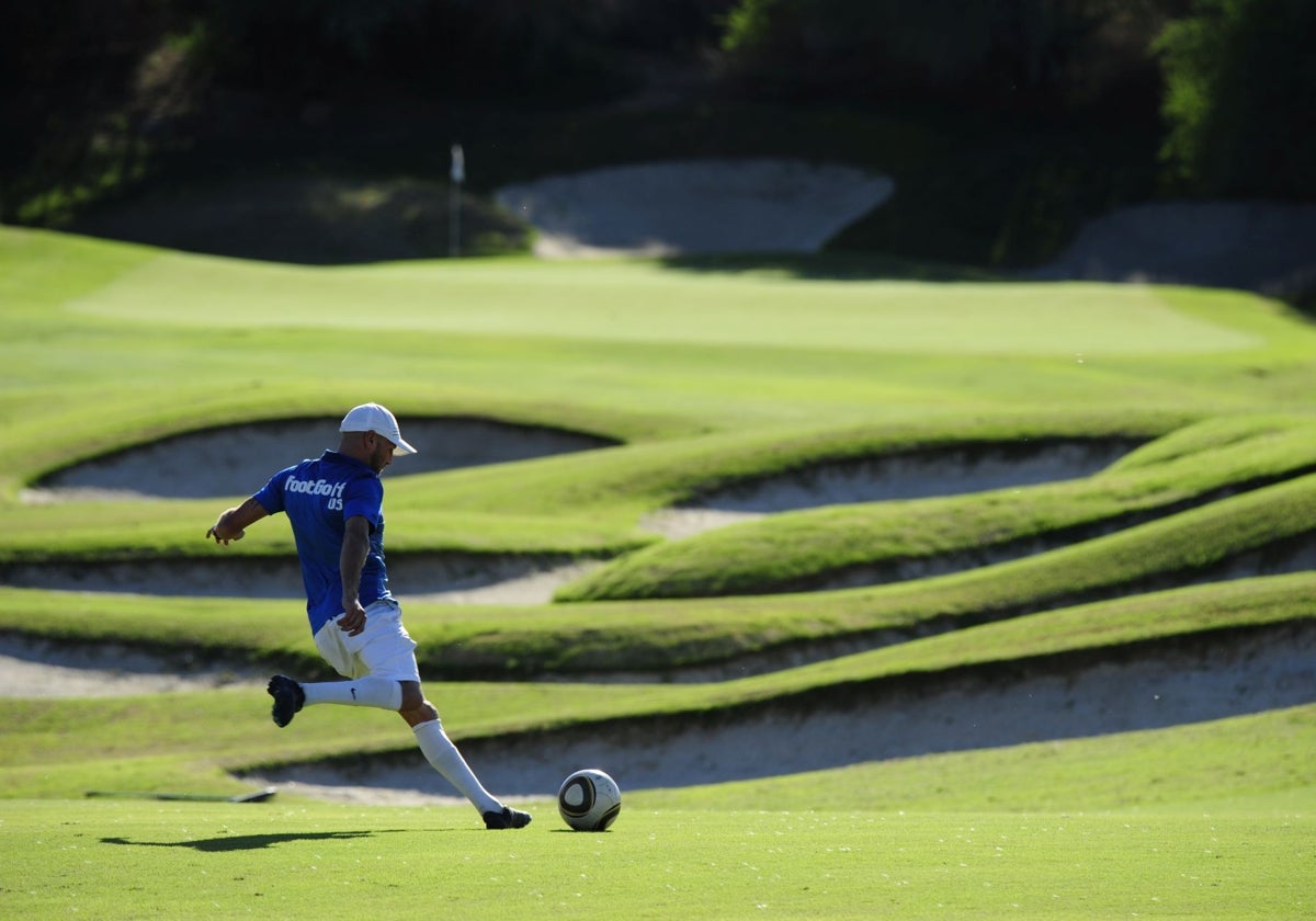 El footgolf es un deporte que cada vez está contando con más adeptos en nuestro país