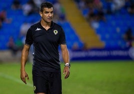 Rubén Torrecilla desvela la estrategia del Hércules: «La gente se puede poner nerviosa» en el Colombino
