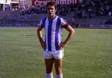 Tharsis homenaje a su gran leyenda futbolística: «Estoy nervioso porque soy un poco llorón»