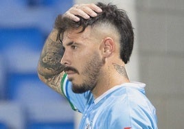 De ser descartado por el primer equipo del Recreativo a fichar por su filial... con 25 años de edad
