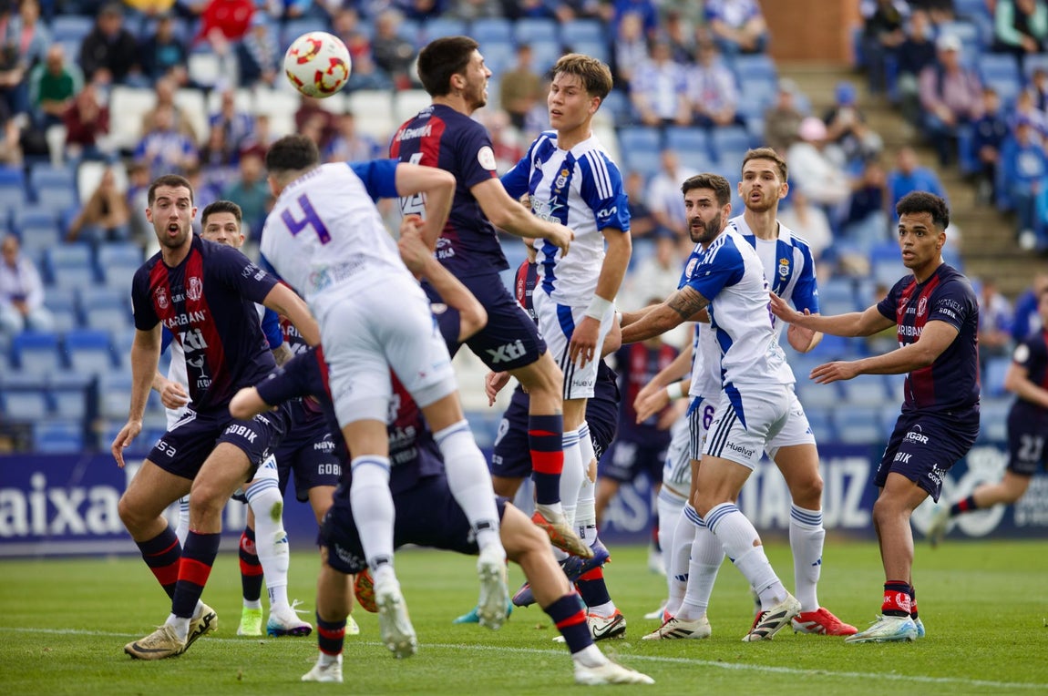 Las mejores imágenes de la victoria del Recreativo ante el Yeclano