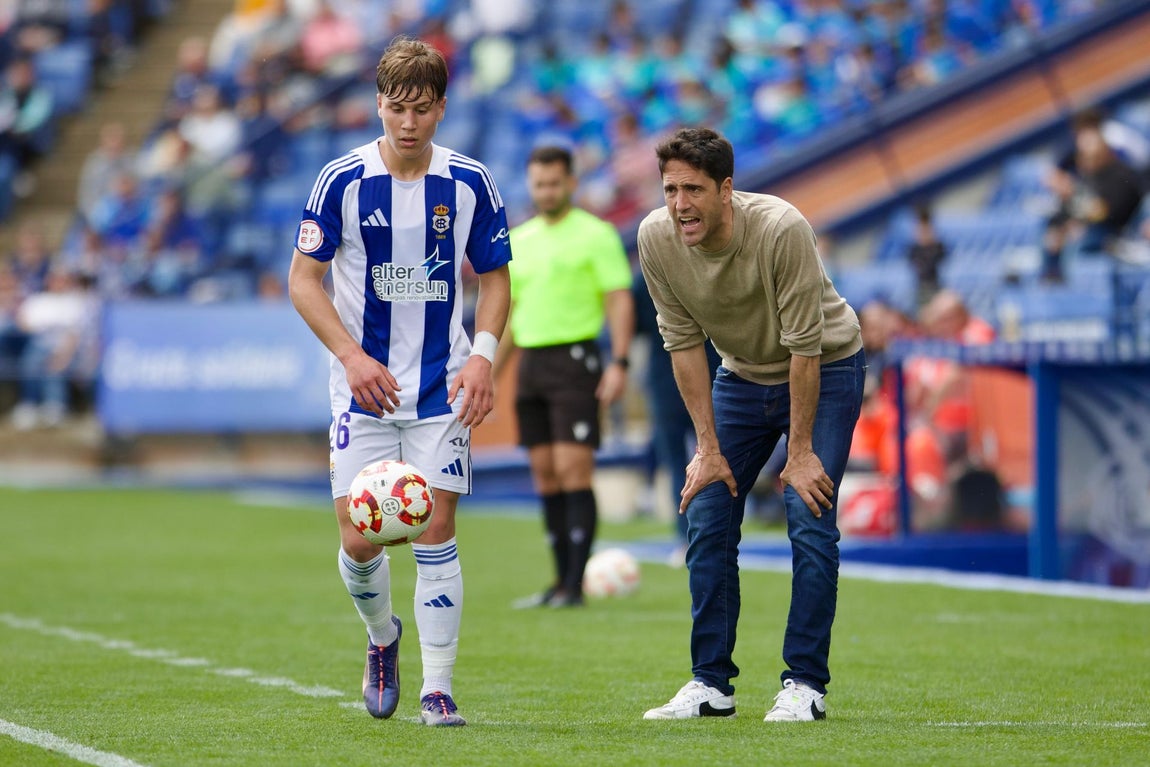 Las mejores imágenes de la victoria del Recreativo ante el Yeclano