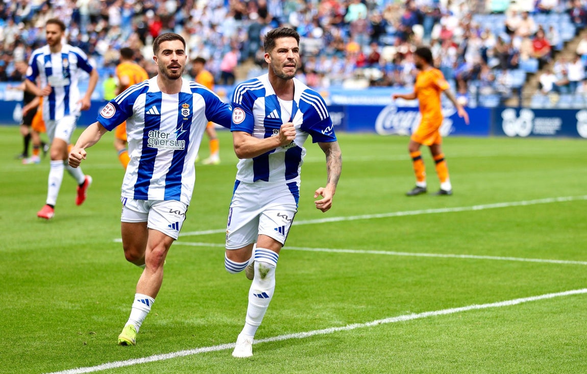 Recreativo - Castilla, en imágenes: La afición acabó muy cabreada