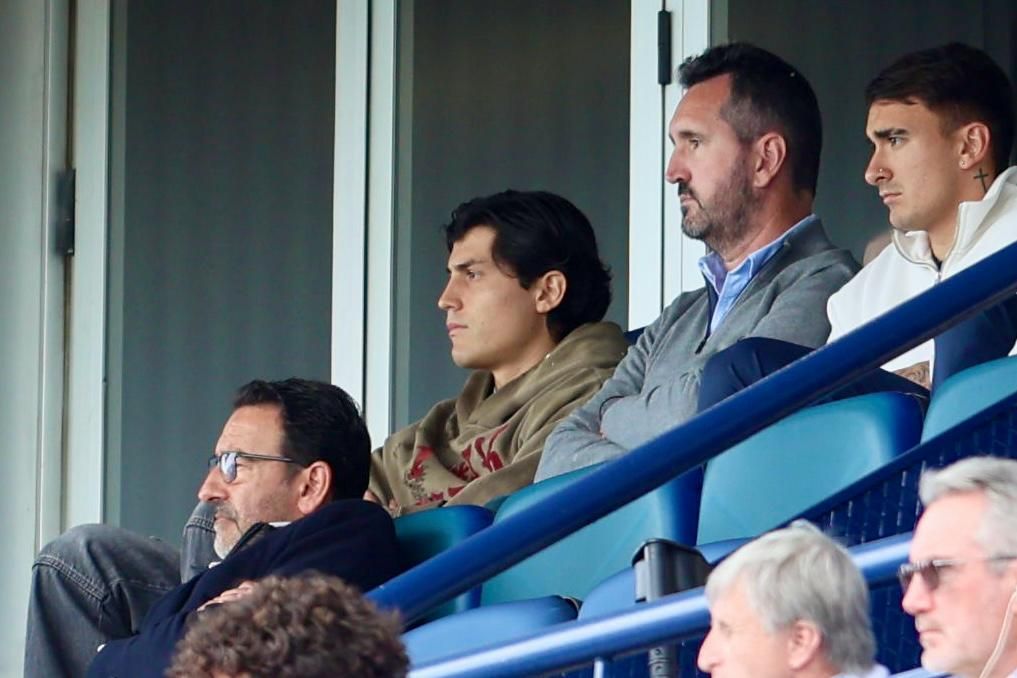 Recreativo - Castilla, en imágenes: La afición acabó muy cabreada