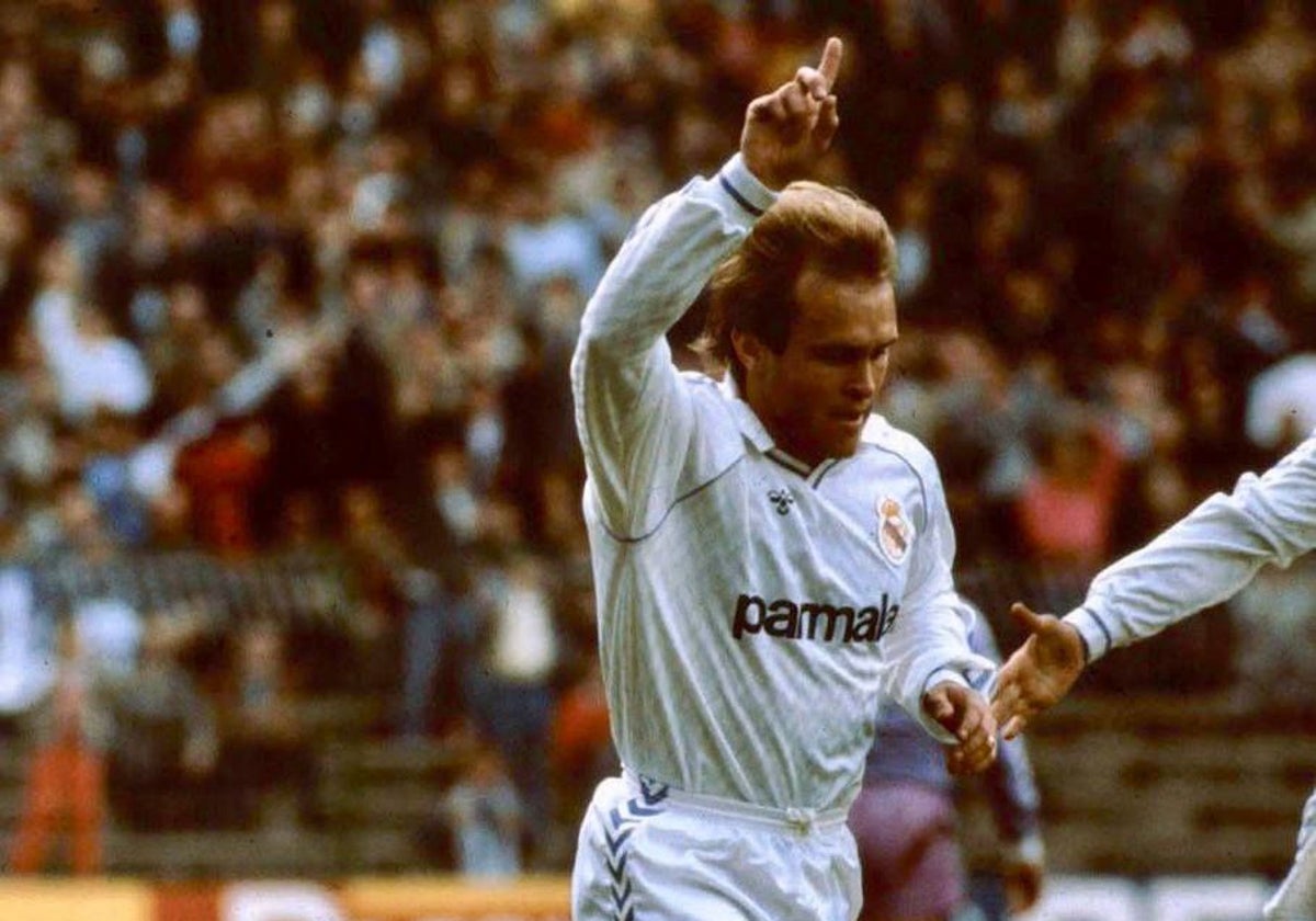 El palmerino Miguel Pardeza conquistó la liga con el Real Madrid en la temporada 1985/86