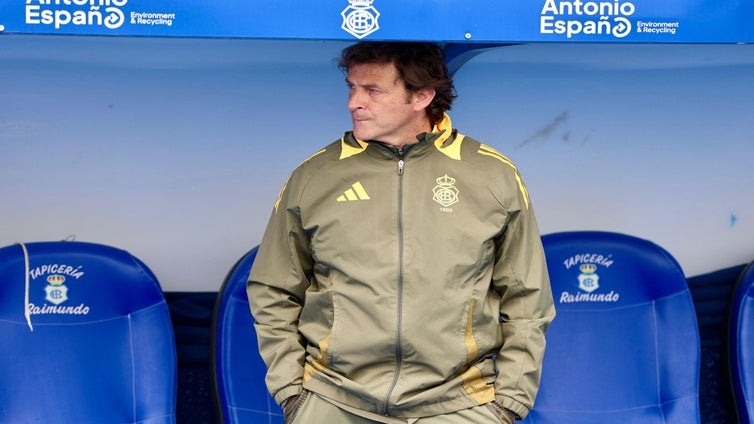 Raúl Galbarro: «No vamos con la idea de regalar el partido y me extraña muchísimo que pase eso»
