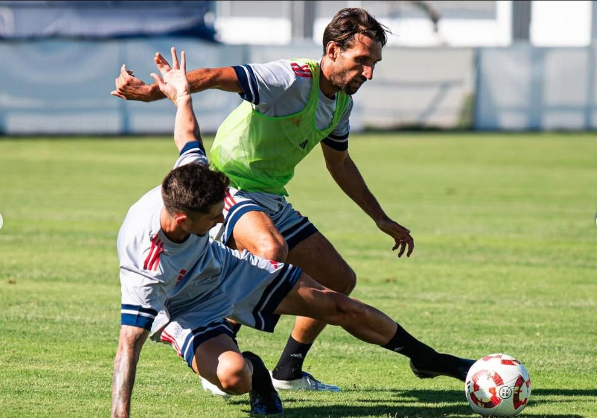 Un lance del entrenamiento del Decano