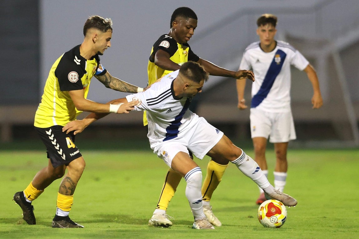 Los partidos del Recreativo de Huelva en el Trofeo de la Bella, en imágenes